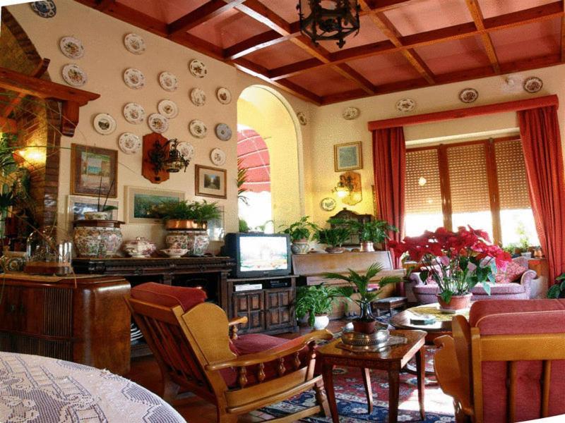 Hotel Villa Pina Antico Francischiello ماسّا لوبْرينسِ المظهر الخارجي الصورة